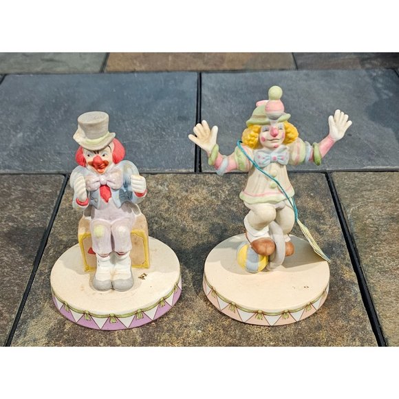 Vintage Clown Lot: Figurines, Plates, Cups - Picture 6 of 9